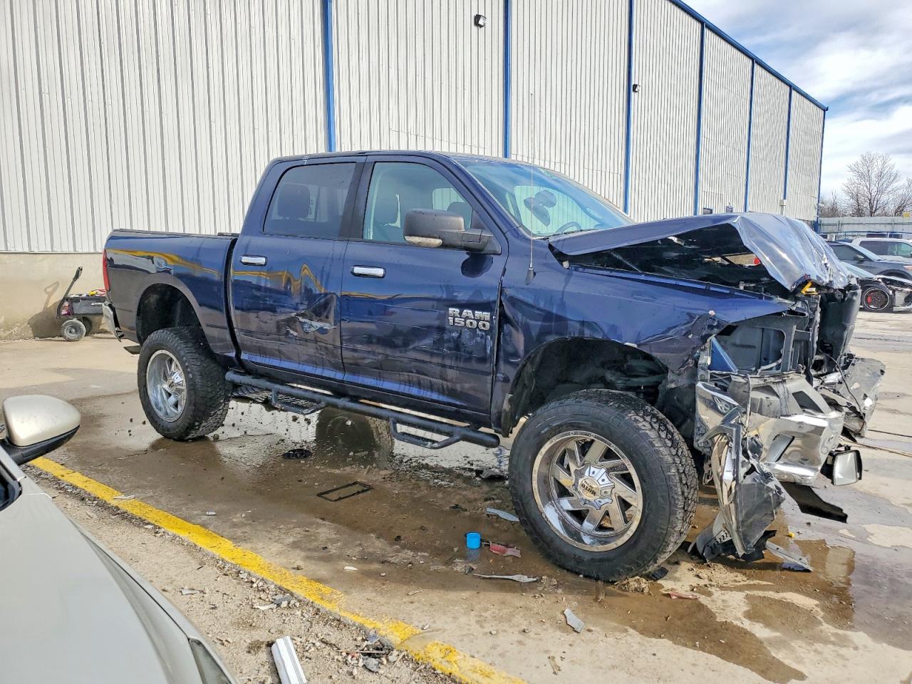 2017 RAM 1500 SLT photo 7