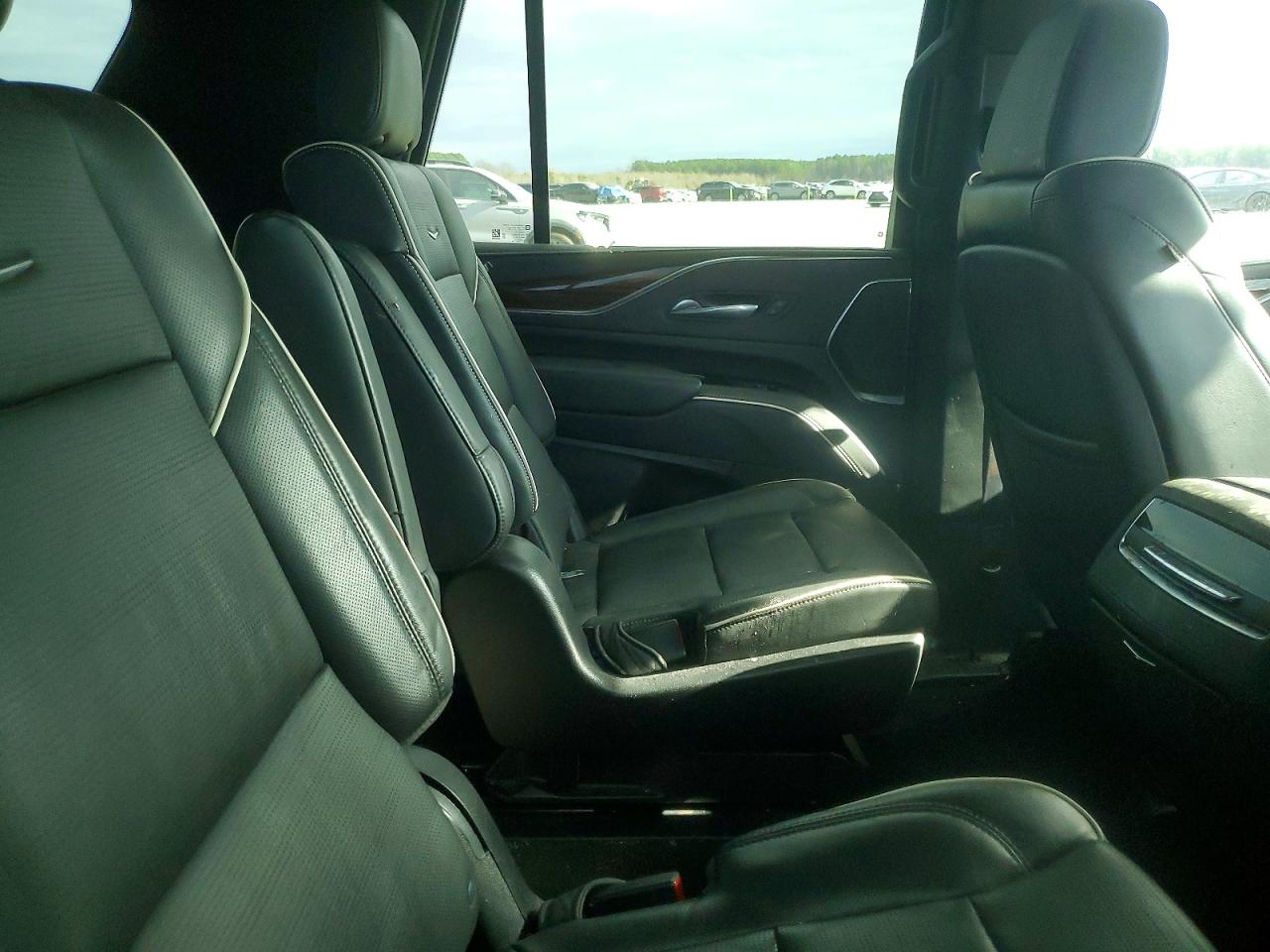 2022 CADILLAC ESCALADE PREMIUM LUXURY photo 11