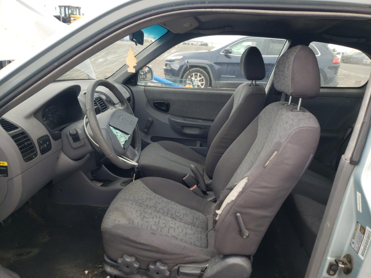 2005 HYUNDAI ACCENT GS photo 13
