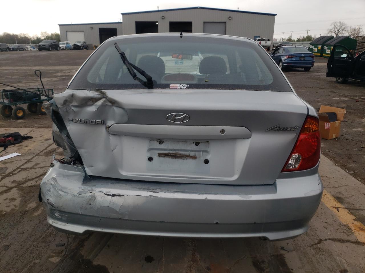 2005 HYUNDAI ACCENT GS photo 11