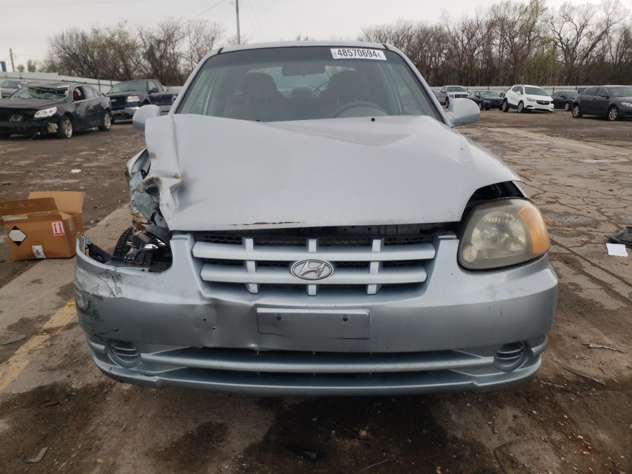 2005 HYUNDAI ACCENT GS photo 9