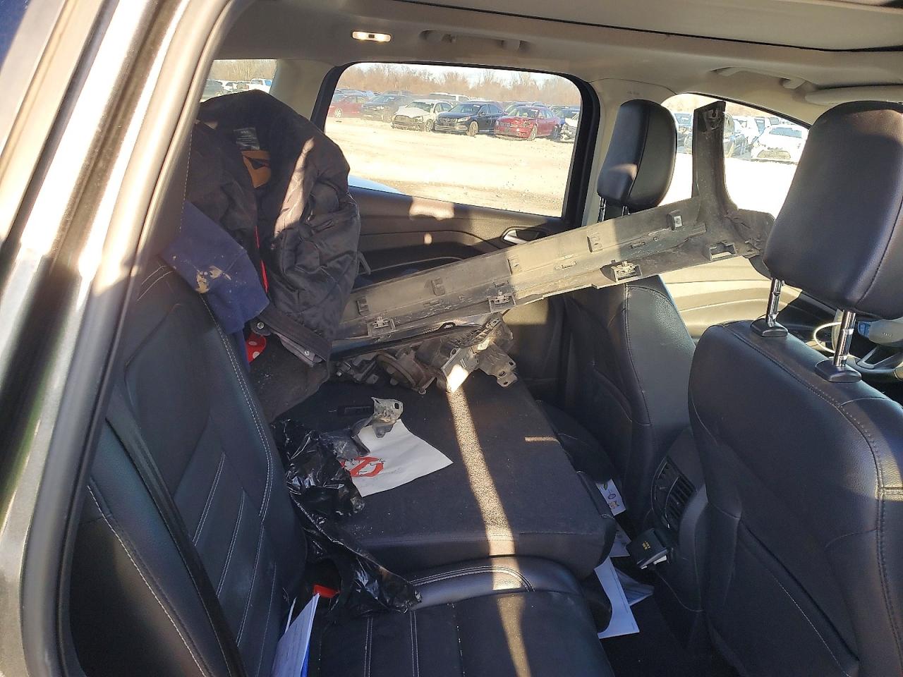 2019 FORD ESCAPE TITANIUM photo 28