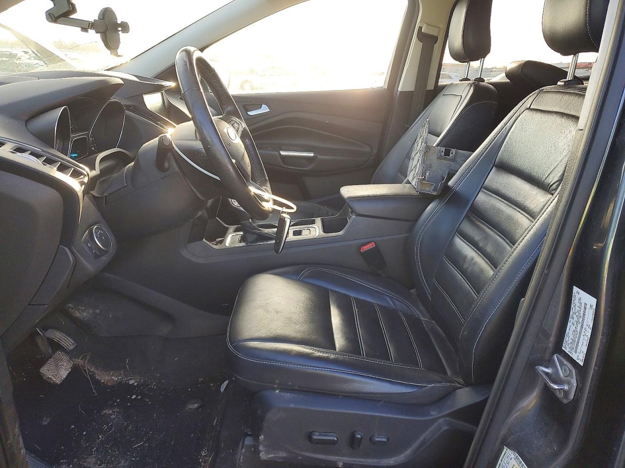 2019 FORD ESCAPE TITANIUM photo 19