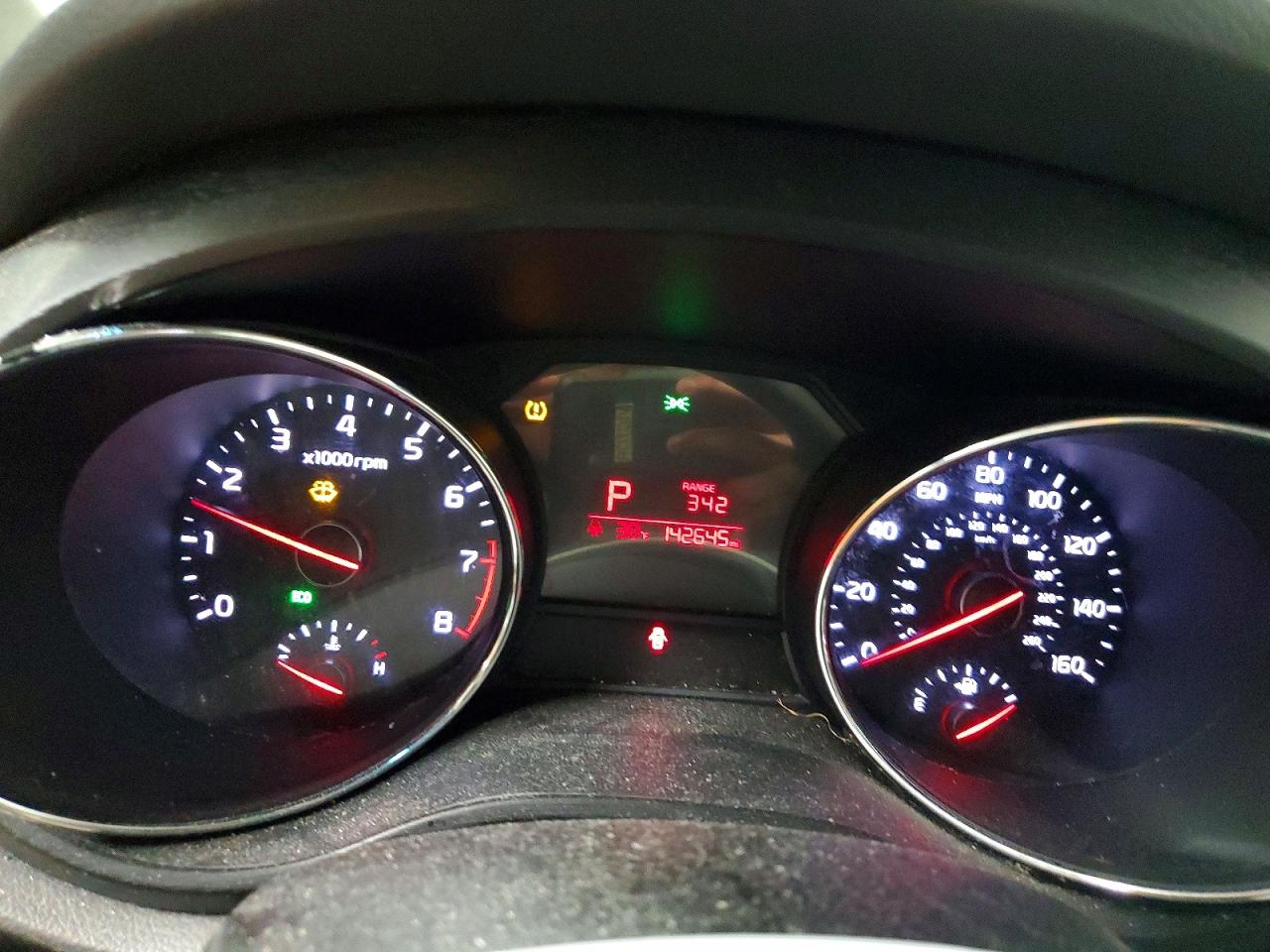 2016 KIA SEDONA LX photo 17