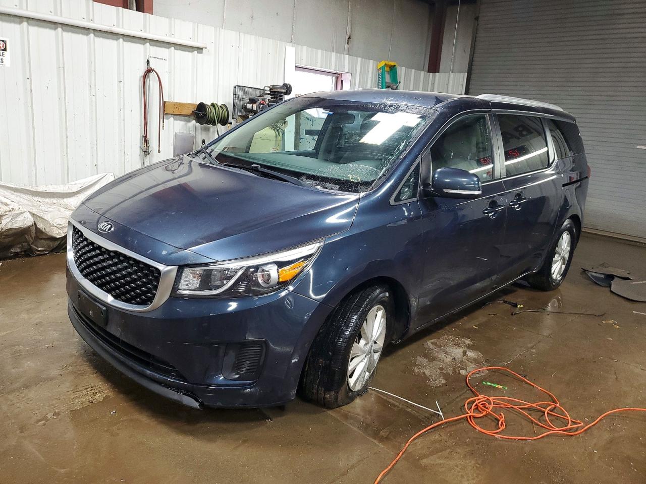 2016 KIA SEDONA