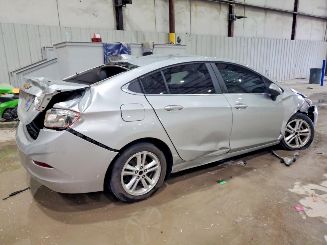 2017 CHEVROLET CRUZE LT photo 5