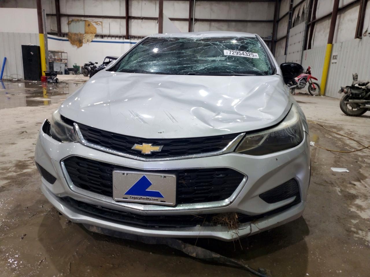 2017 CHEVROLET CRUZE LT photo 9