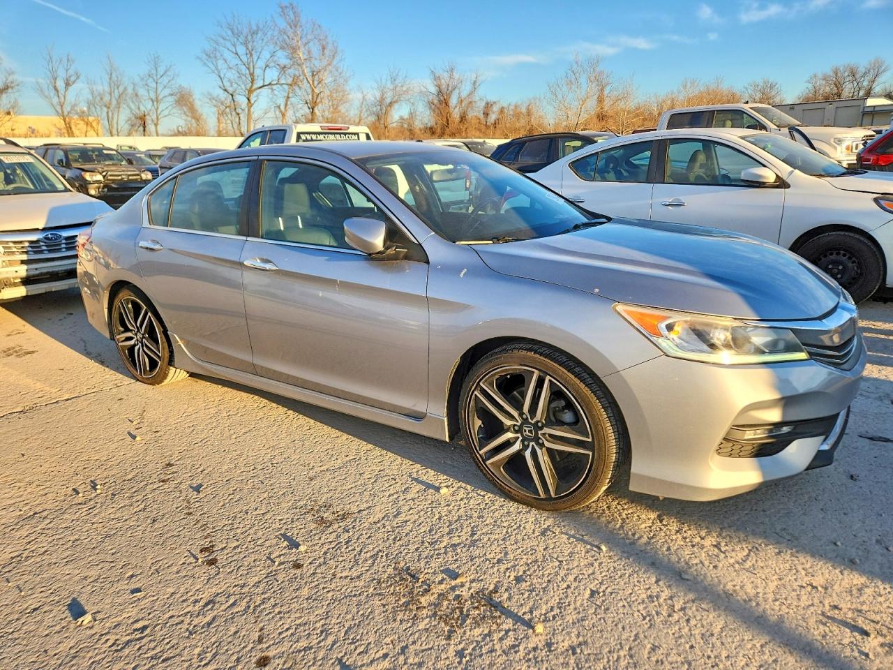 2017 HONDA ACCORD SPORT SPECIAL EDITION photo 4