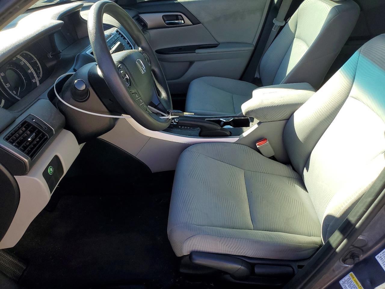 2014 HONDA ACCORD LX photo 19