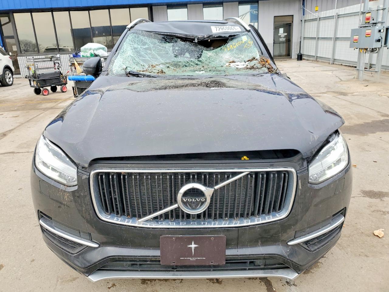 2017 VOLVO XC90 T6 photo 9