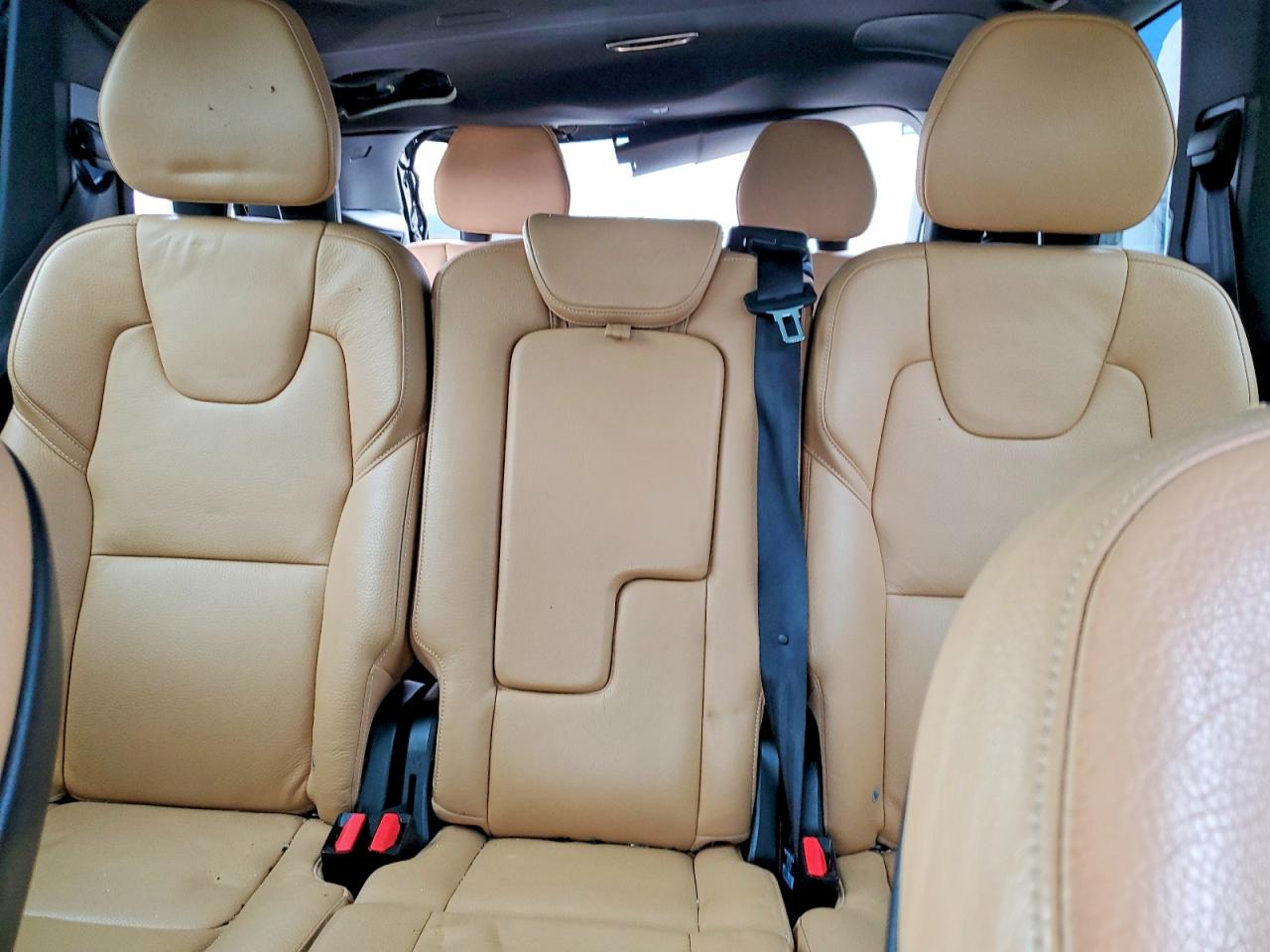 2017 VOLVO XC90 T6 photo 19
