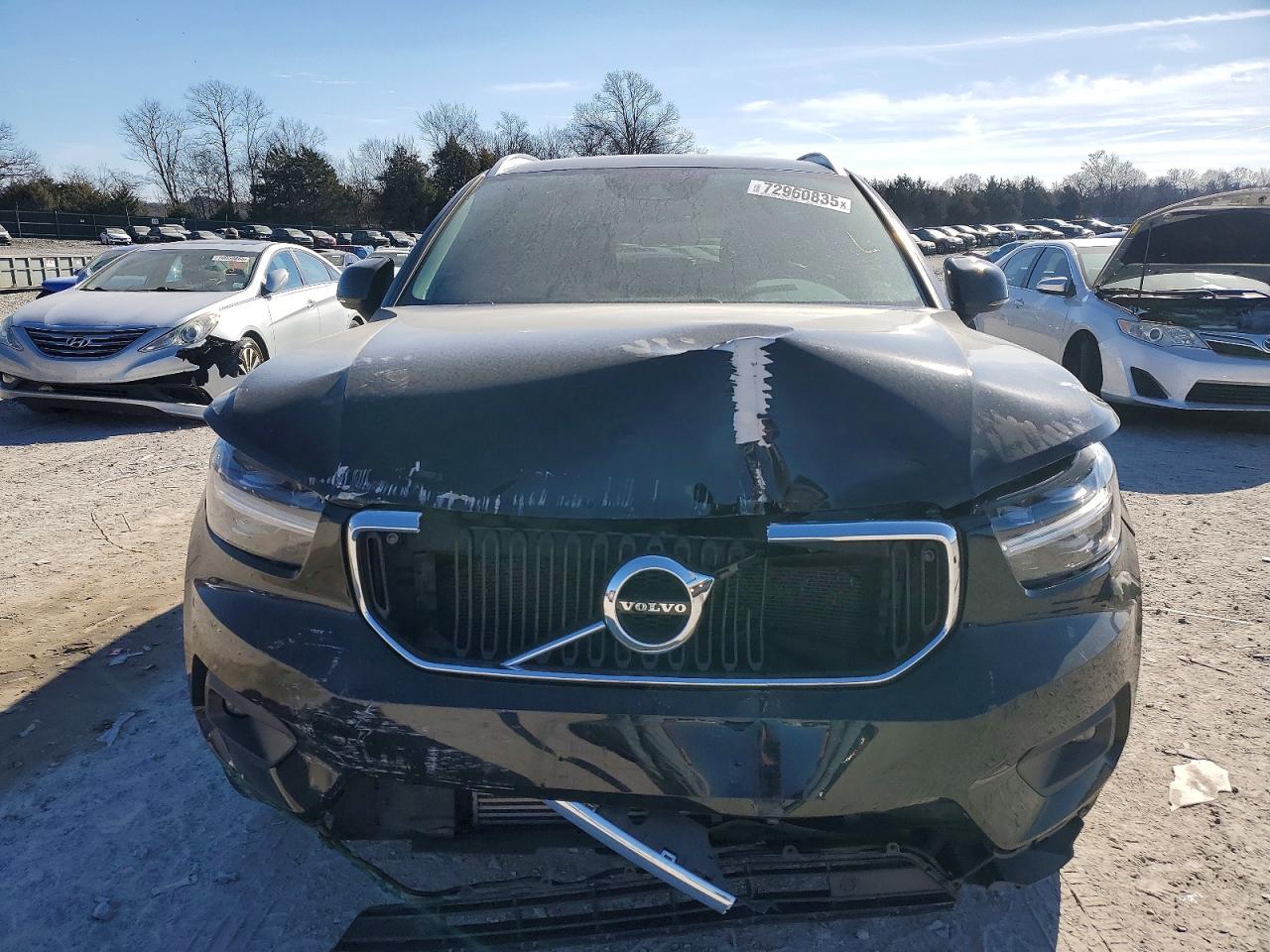 2021 VOLVO XC40 T5 MOMENTUM photo 9