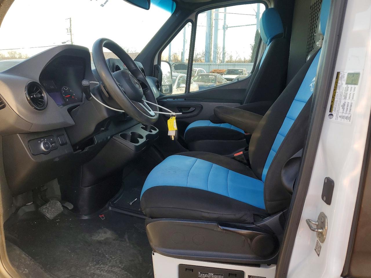 2021 MERCEDES-BENZ SPRINTER 2500 photo 13