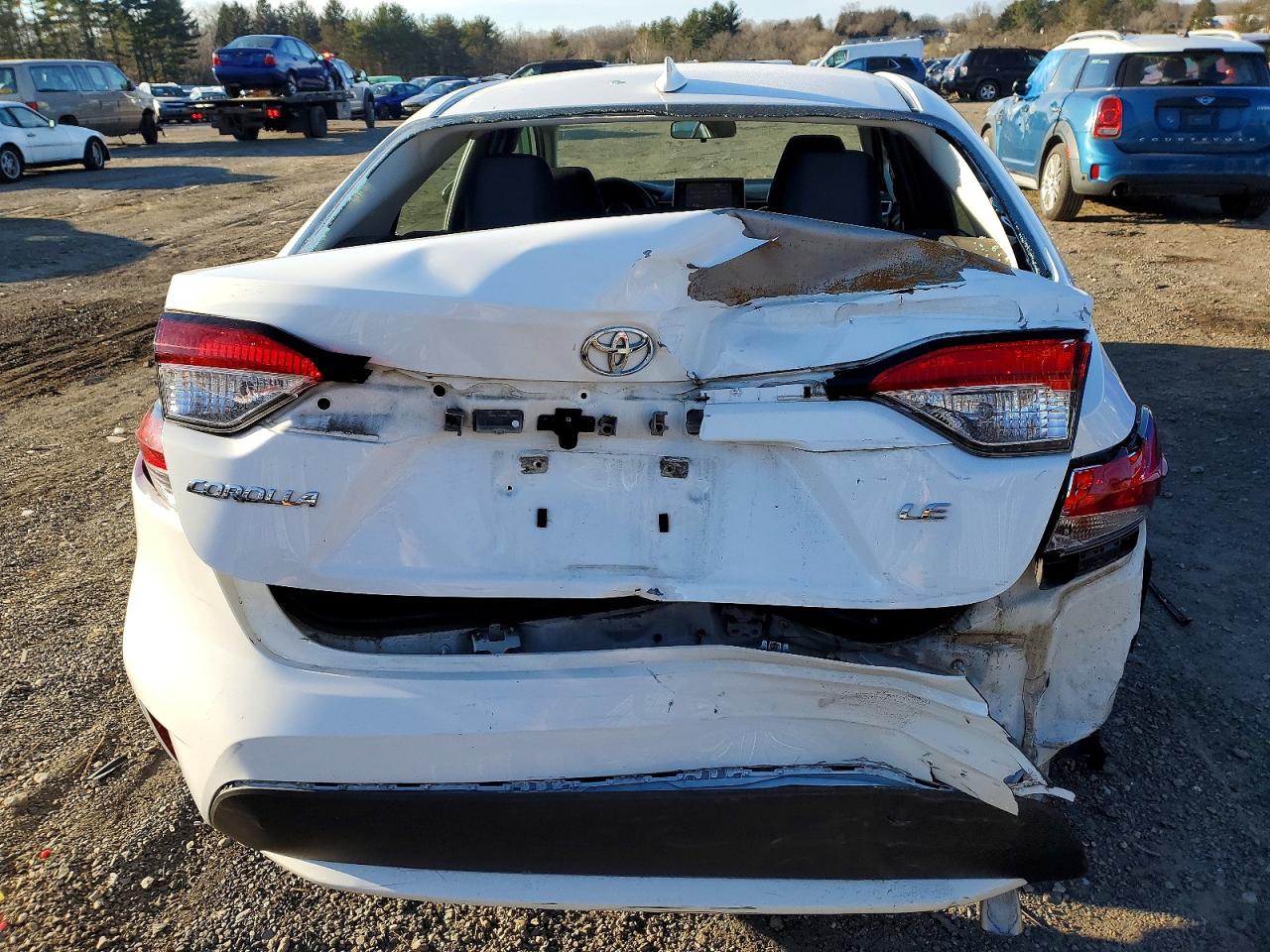2021 TOYOTA COROLLA LE photo 6
