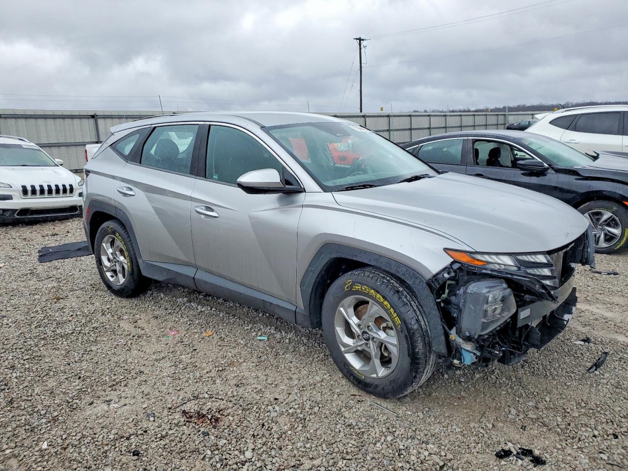 2022 HYUNDAI TUCSON SE photo 7