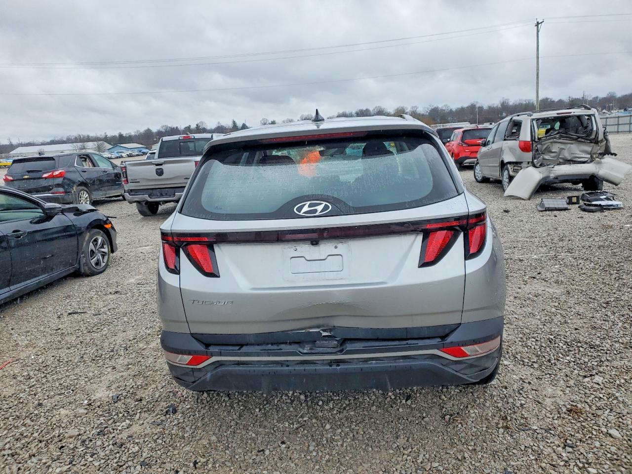2022 HYUNDAI TUCSON SE photo 11