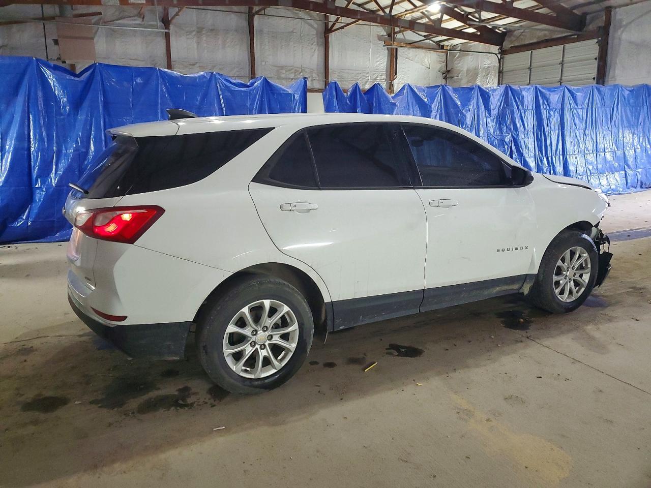 2018 CHEVROLET EQUINOX LS photo 5