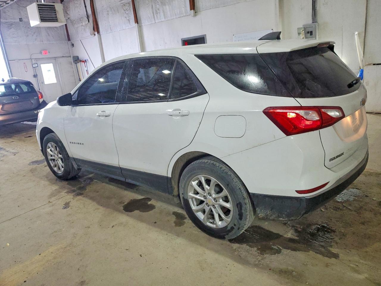 2018 CHEVROLET EQUINOX LS photo 3