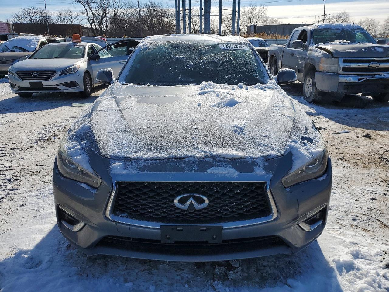 2018 INFINITI Q50 3.0T LUXE photo 9