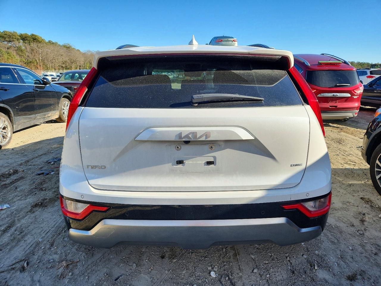 2023 KIA NIRO EX photo 6