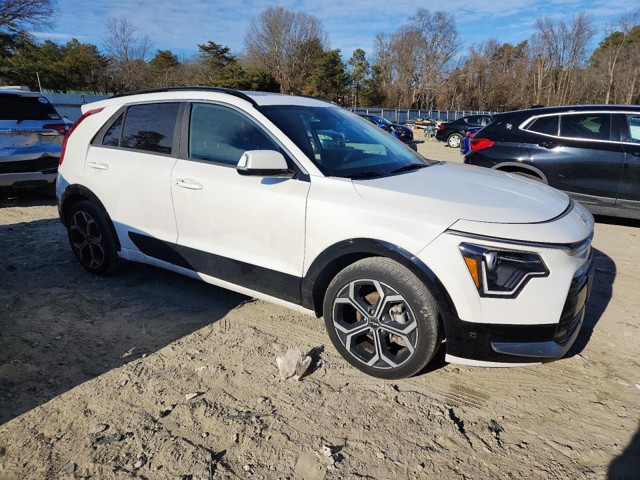 2023 KIA NIRO EX photo 4