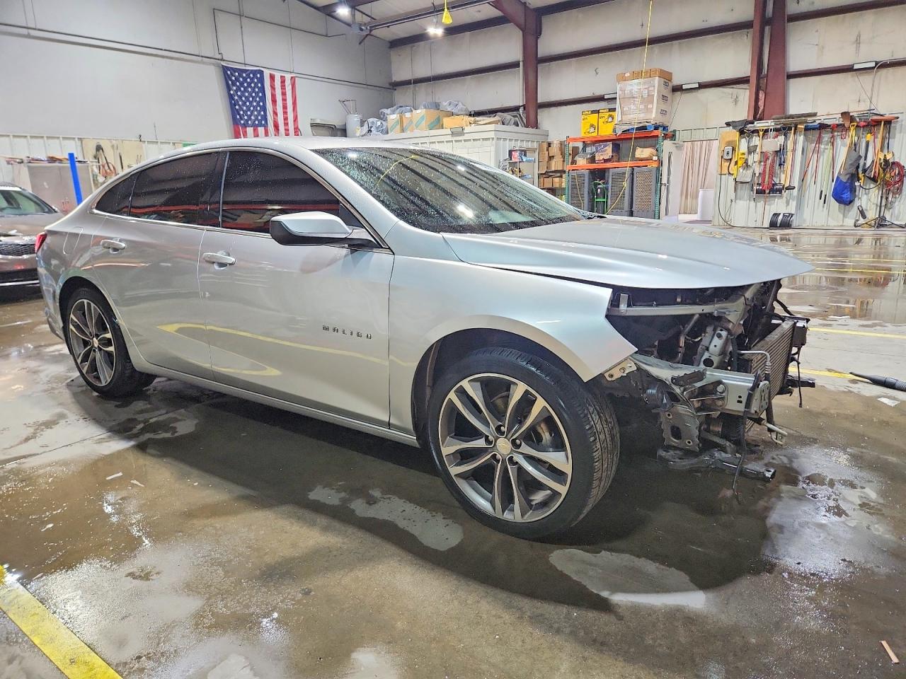 2022 CHEVROLET MALIBU LT photo 4