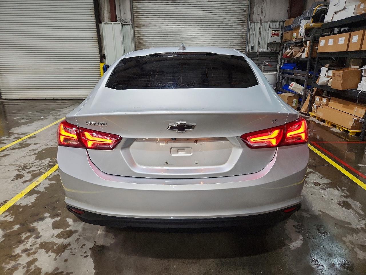 2022 CHEVROLET MALIBU LT photo 6