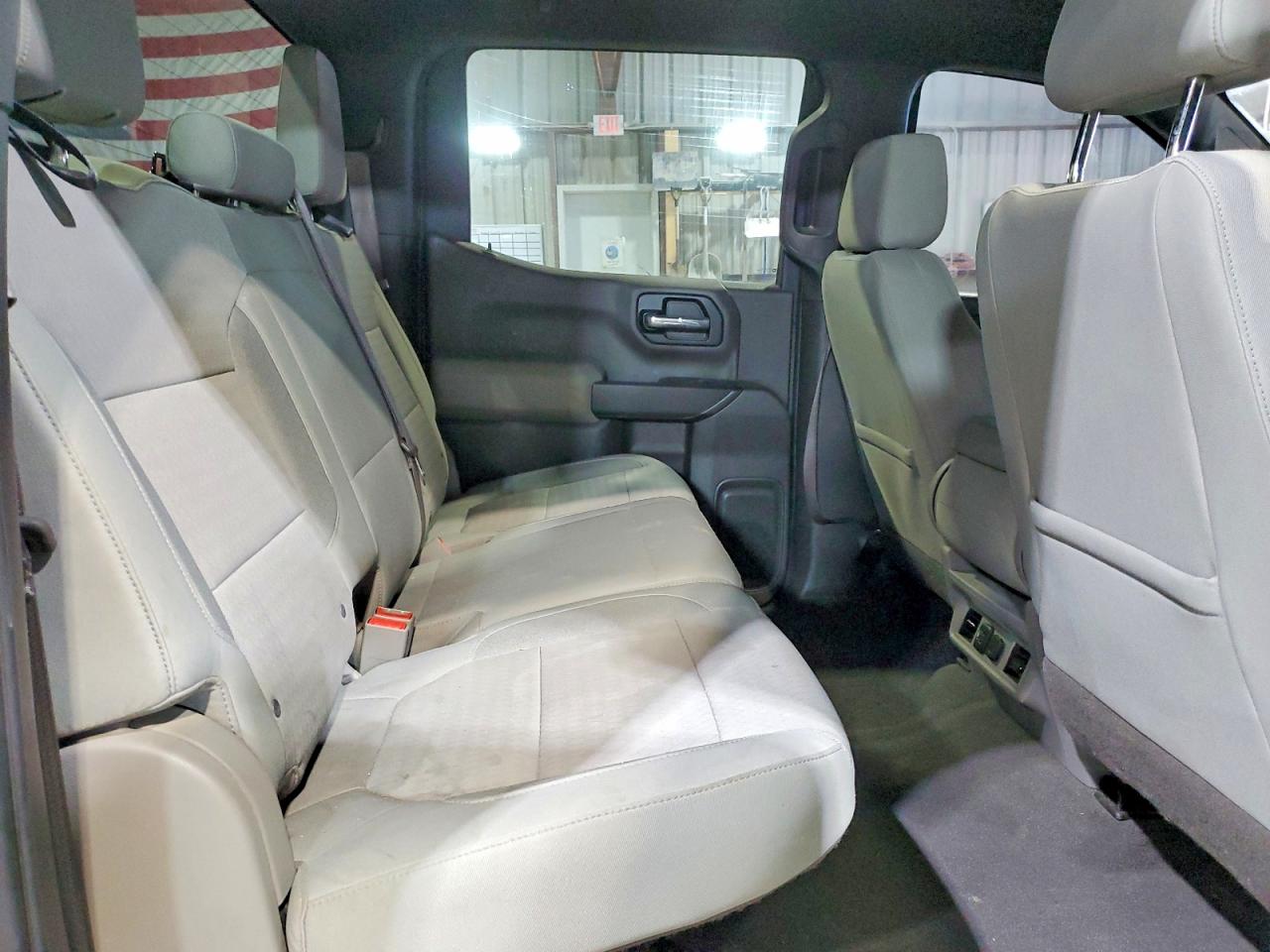 2019 CHEVROLET SILVERADO K1500 LT photo 19