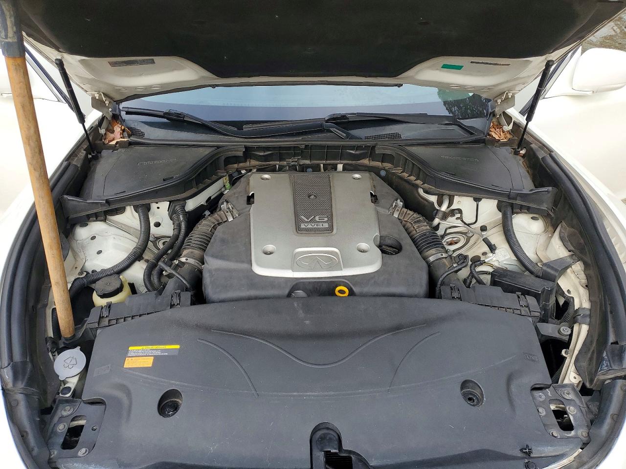 2012 INFINITI M37 photo 11
