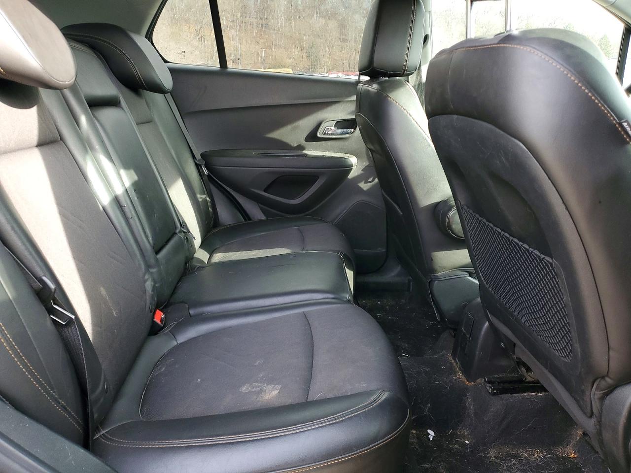 2017 CHEVROLET TRAX 1LT photo 31