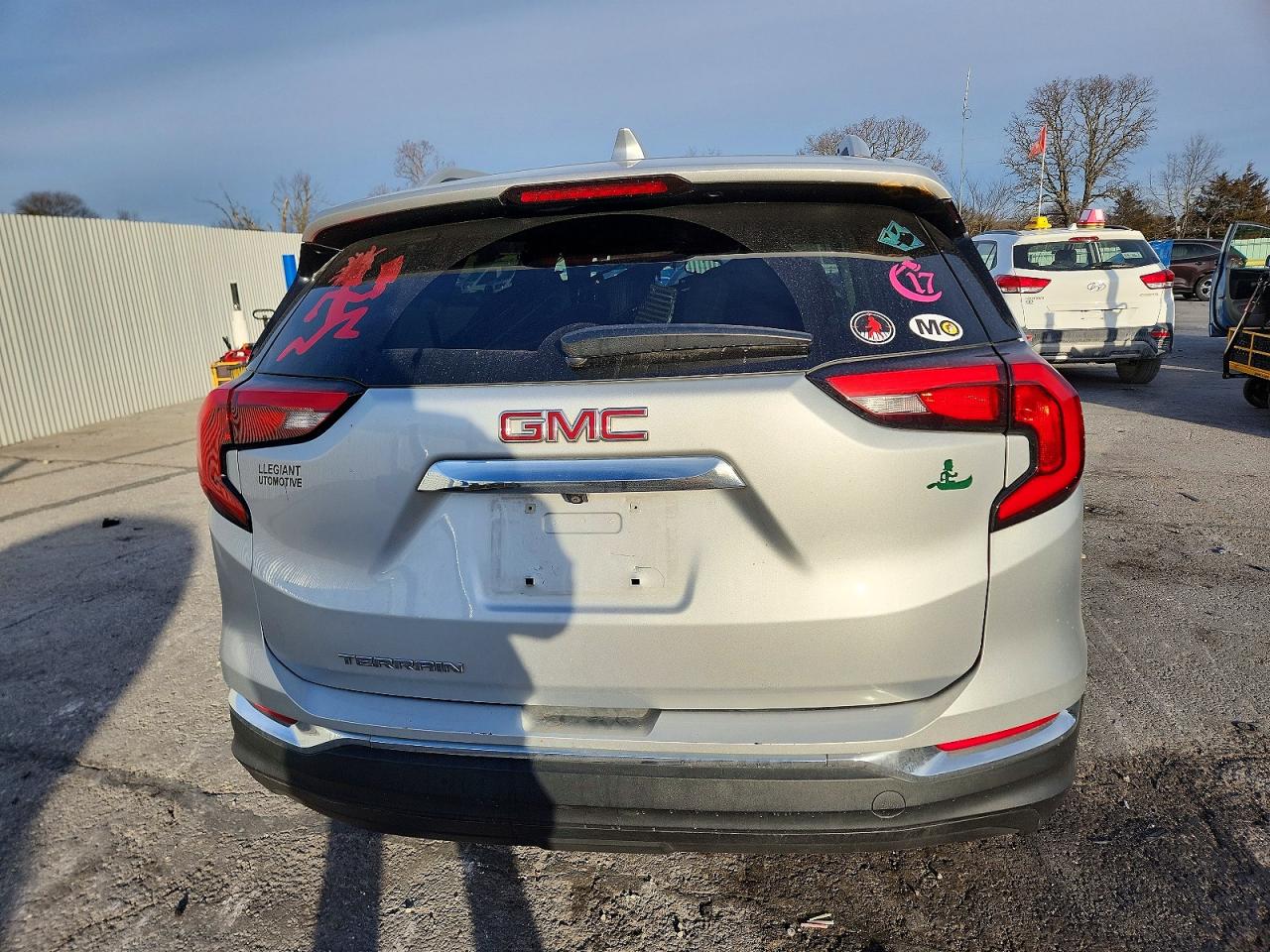 2019 GMC TERRAIN SLT photo 16