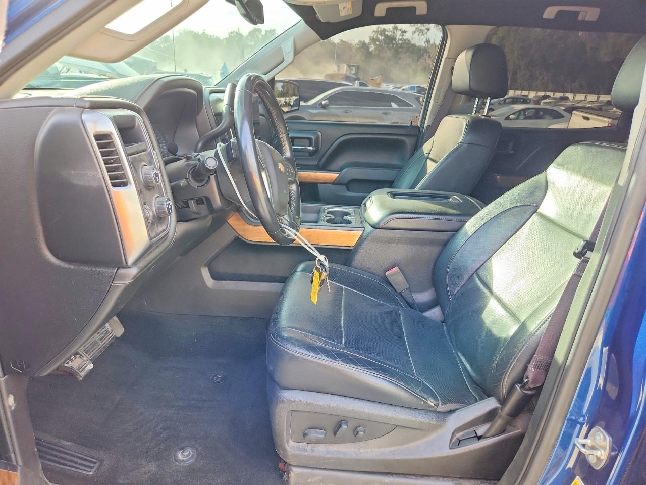 2016 CHEVROLET SILVERADO K1500 LTZ photo 7