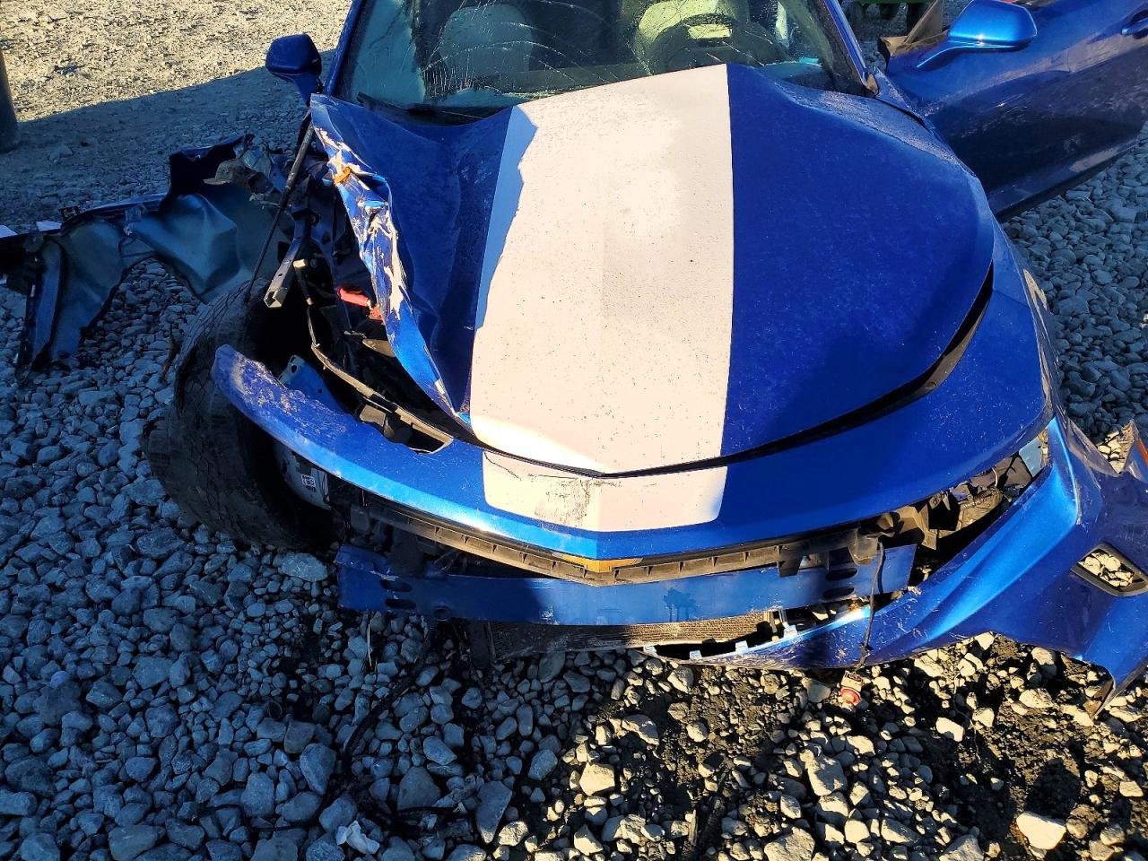 2017 CHEVROLET CAMARO LT photo 31