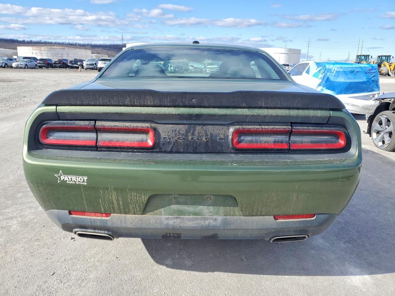 2022 DODGE CHALLENGER SXT photo 6