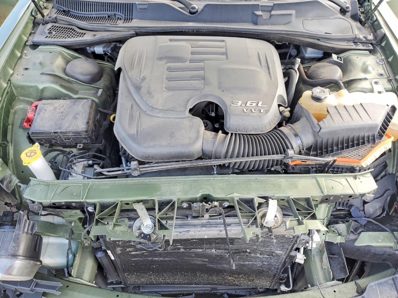 2022 DODGE CHALLENGER SXT photo 11