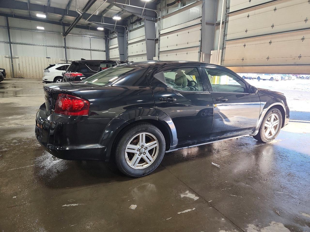 2012 DODGE AVENGER SXT photo 5