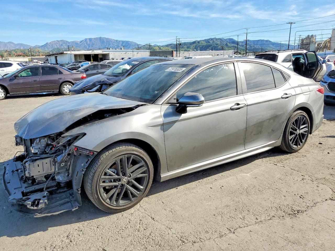 2025 TOYOTA CAMRY