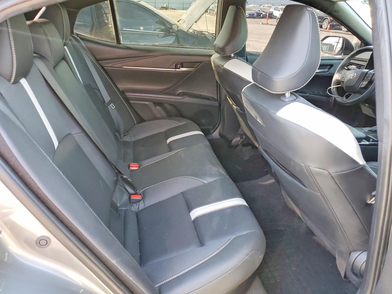 2025 TOYOTA CAMRY XSE photo 10