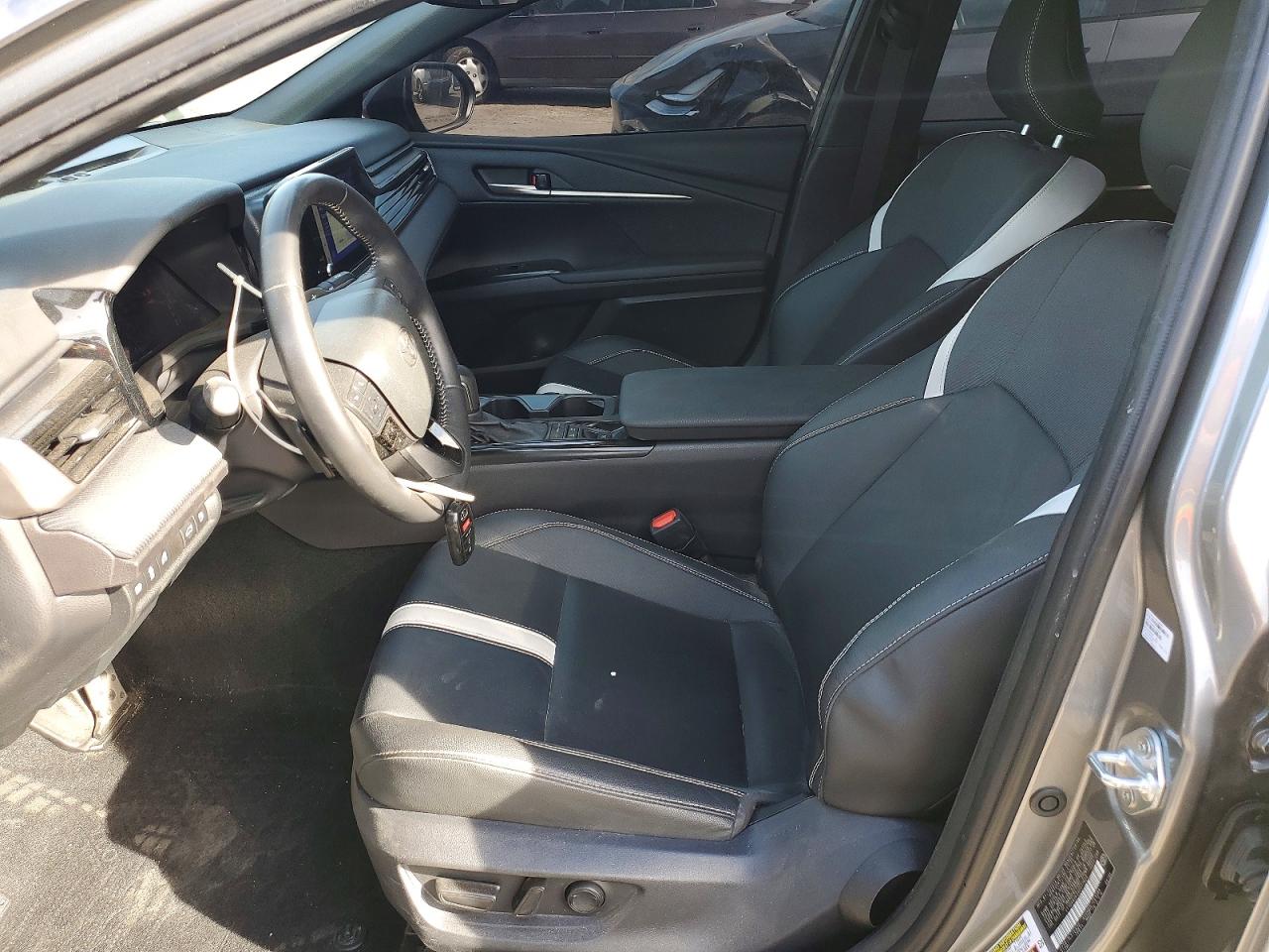 2025 TOYOTA CAMRY XSE photo 7