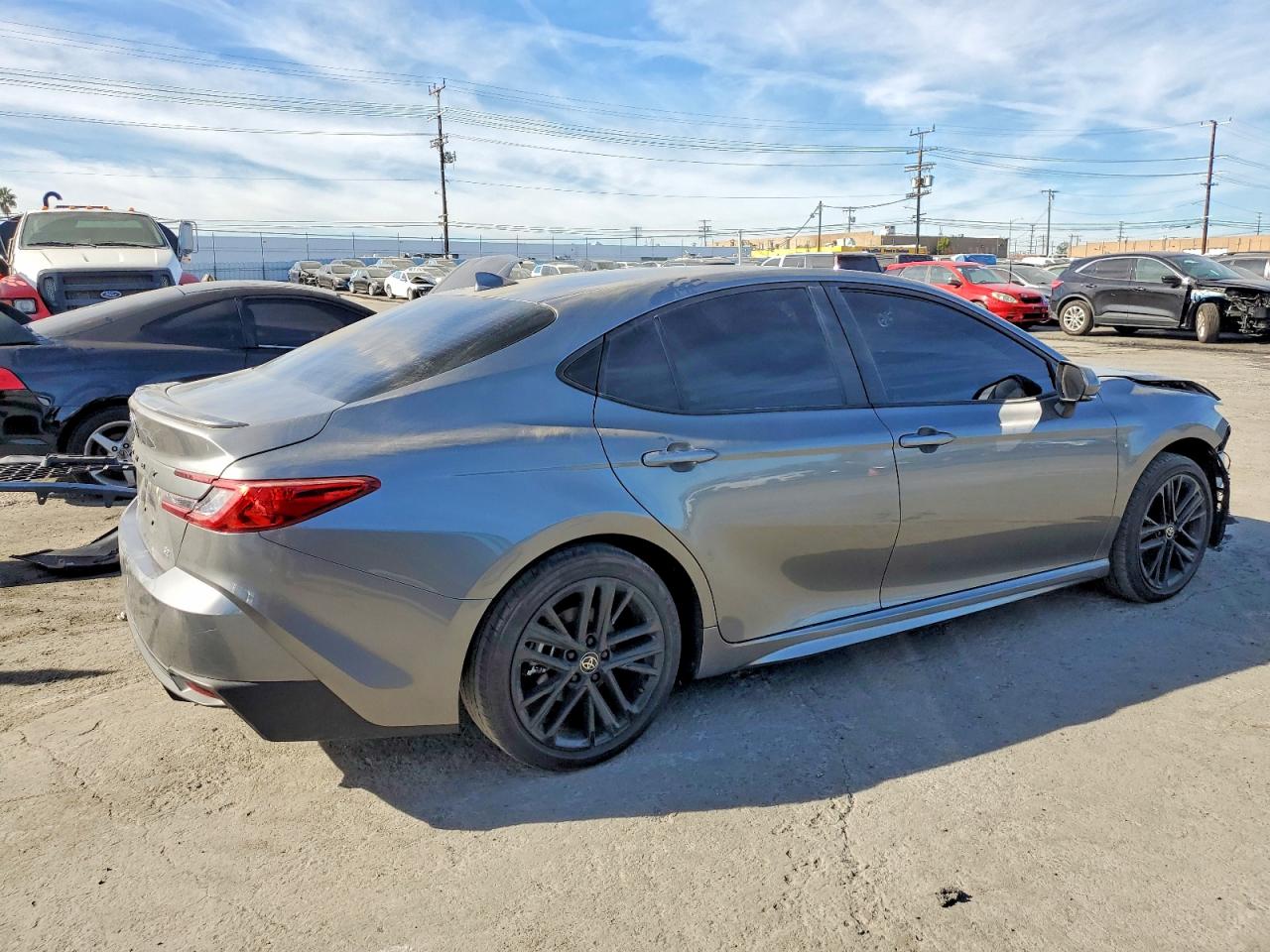 2025 TOYOTA CAMRY XSE photo 3
