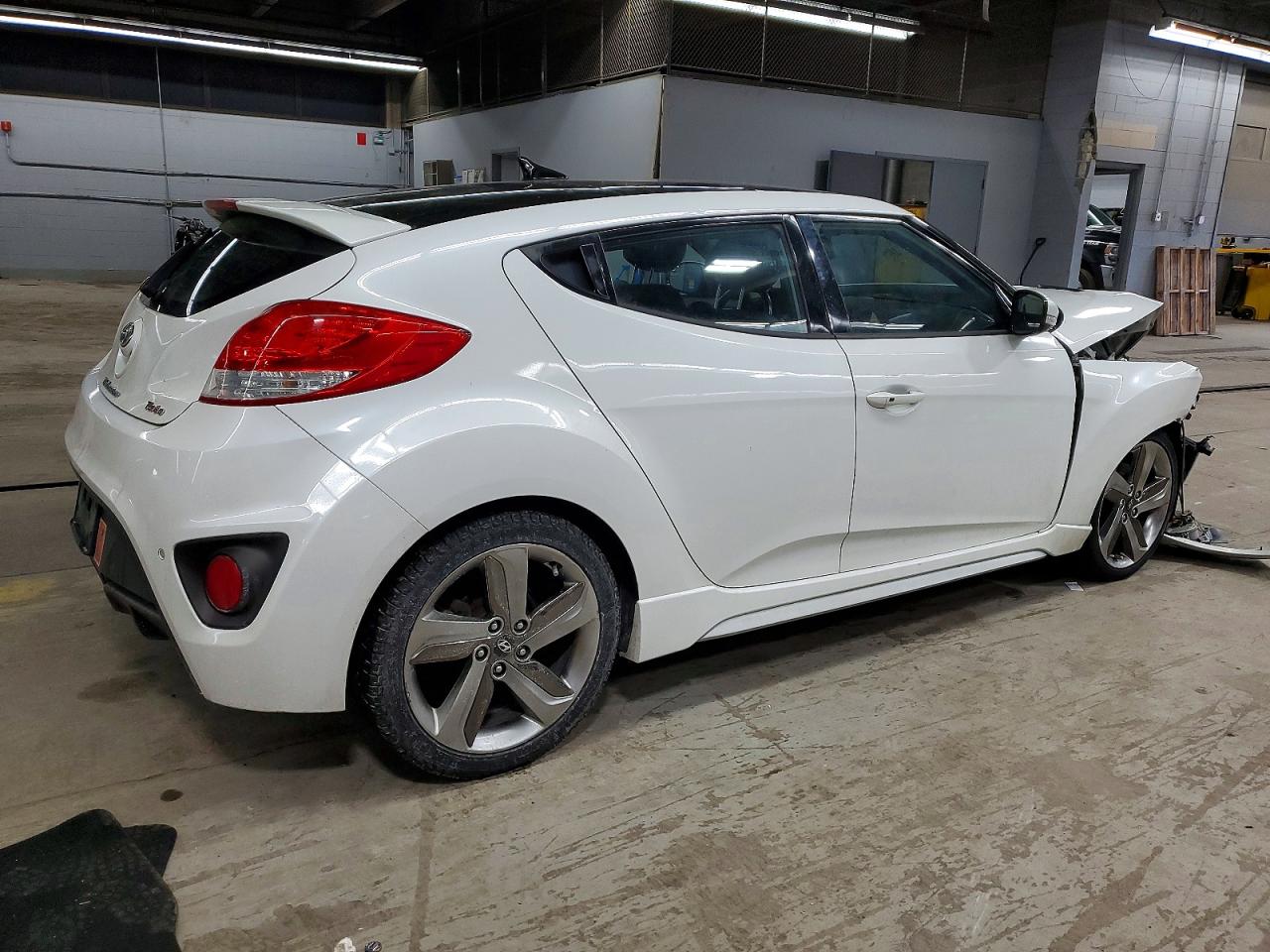 2015 HYUNDAI VELOSTER TURBO photo 5