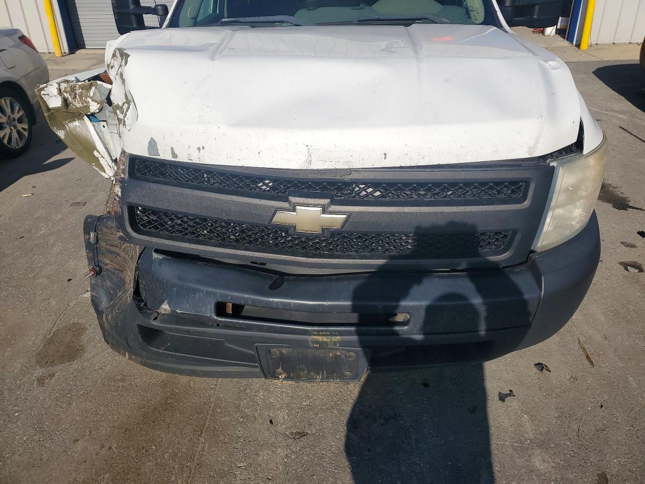 2010 CHEVROLET SILVERADO C1500 photo 21