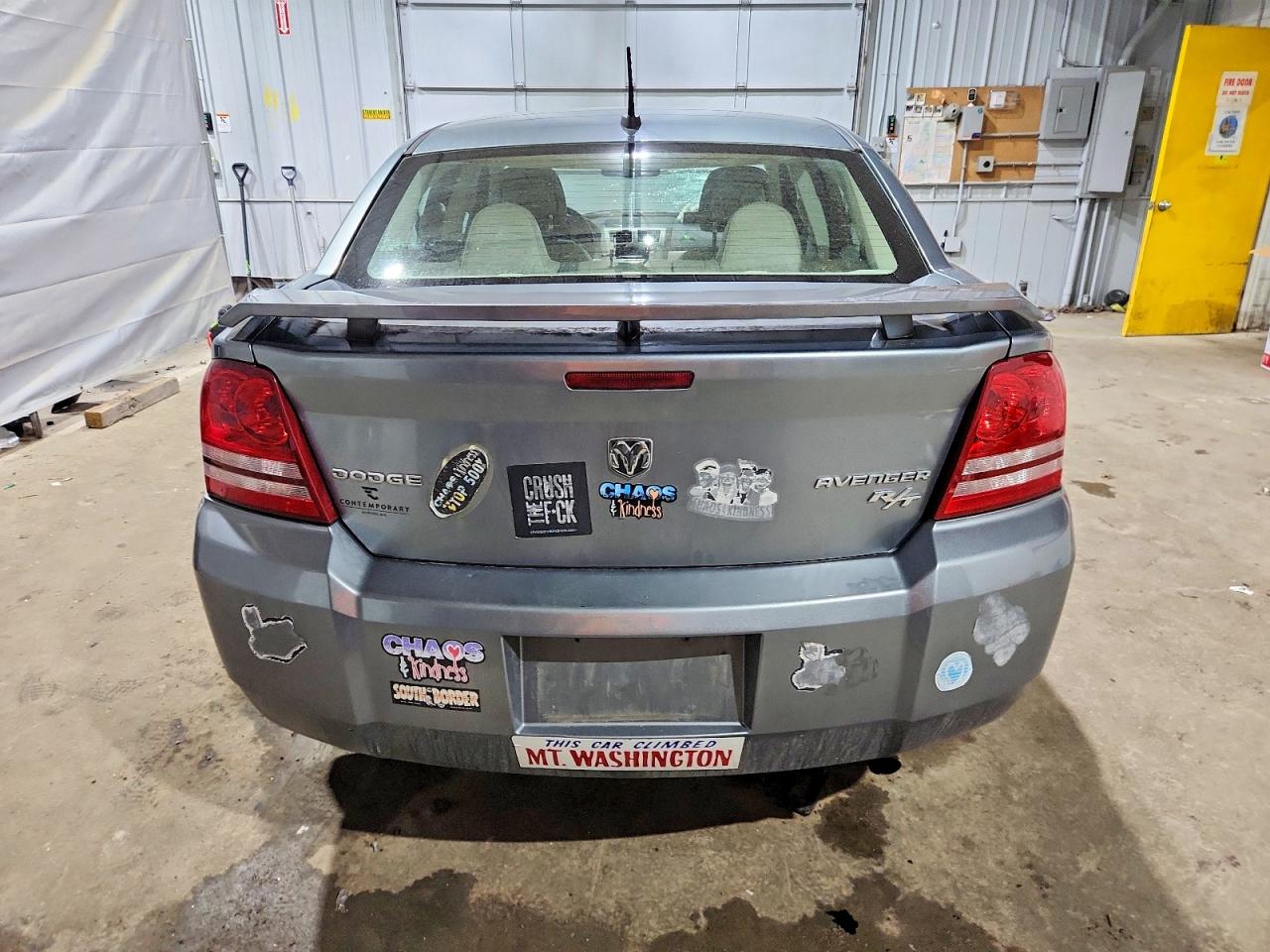 2010 DODGE AVENGER R/T photo 6