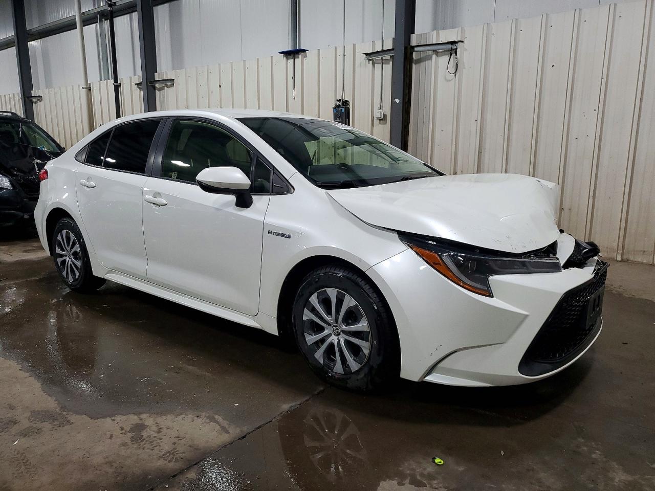 2020 TOYOTA COROLLA LE photo 4