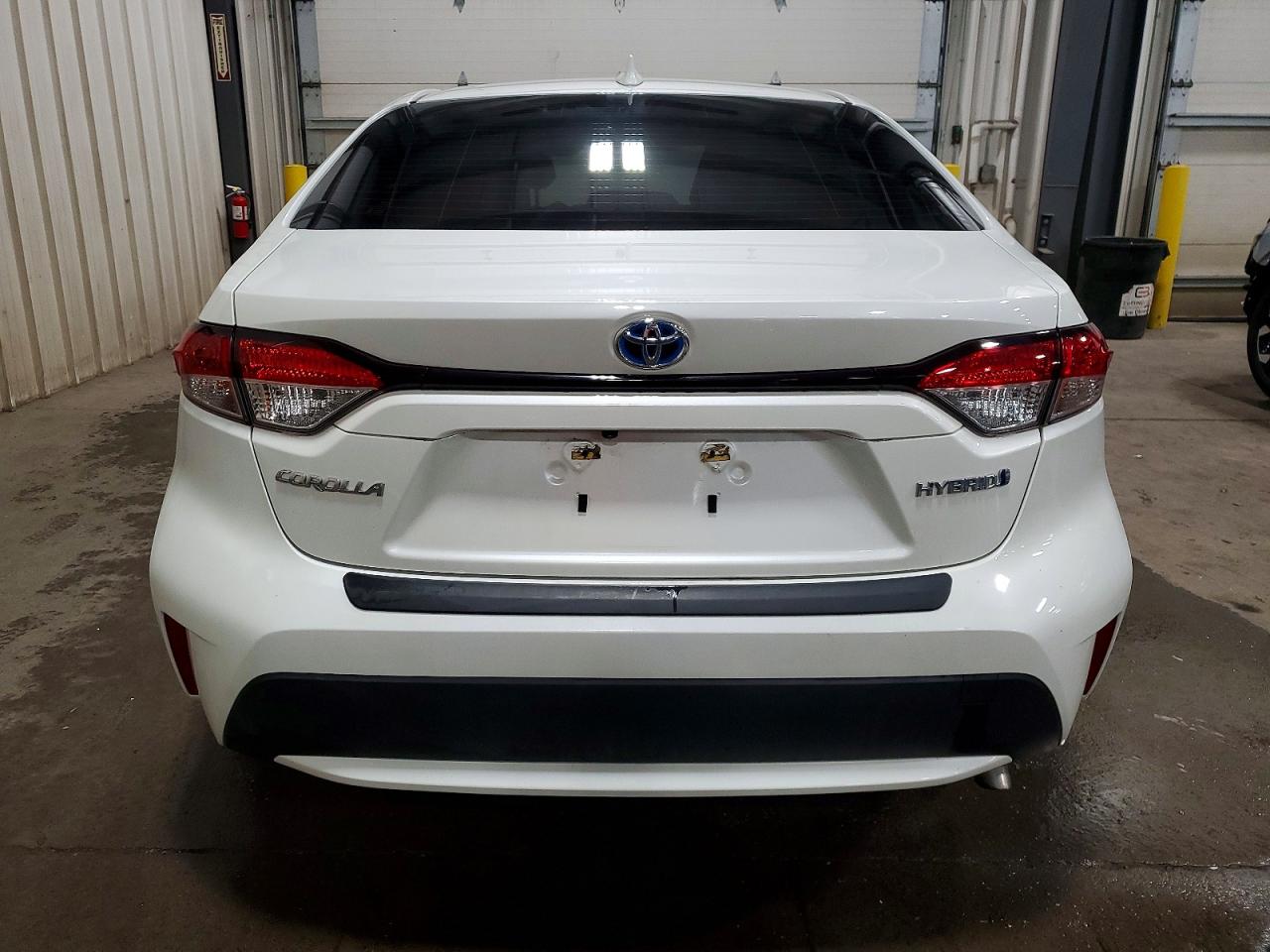 2020 TOYOTA COROLLA LE photo 6