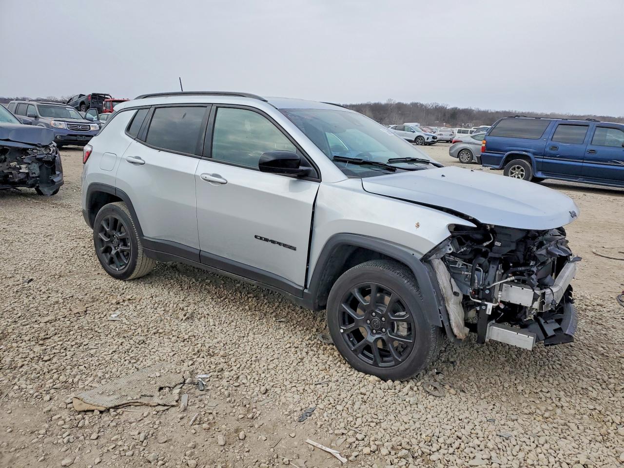 2025 JEEP COMPASS LATITUDE photo 10