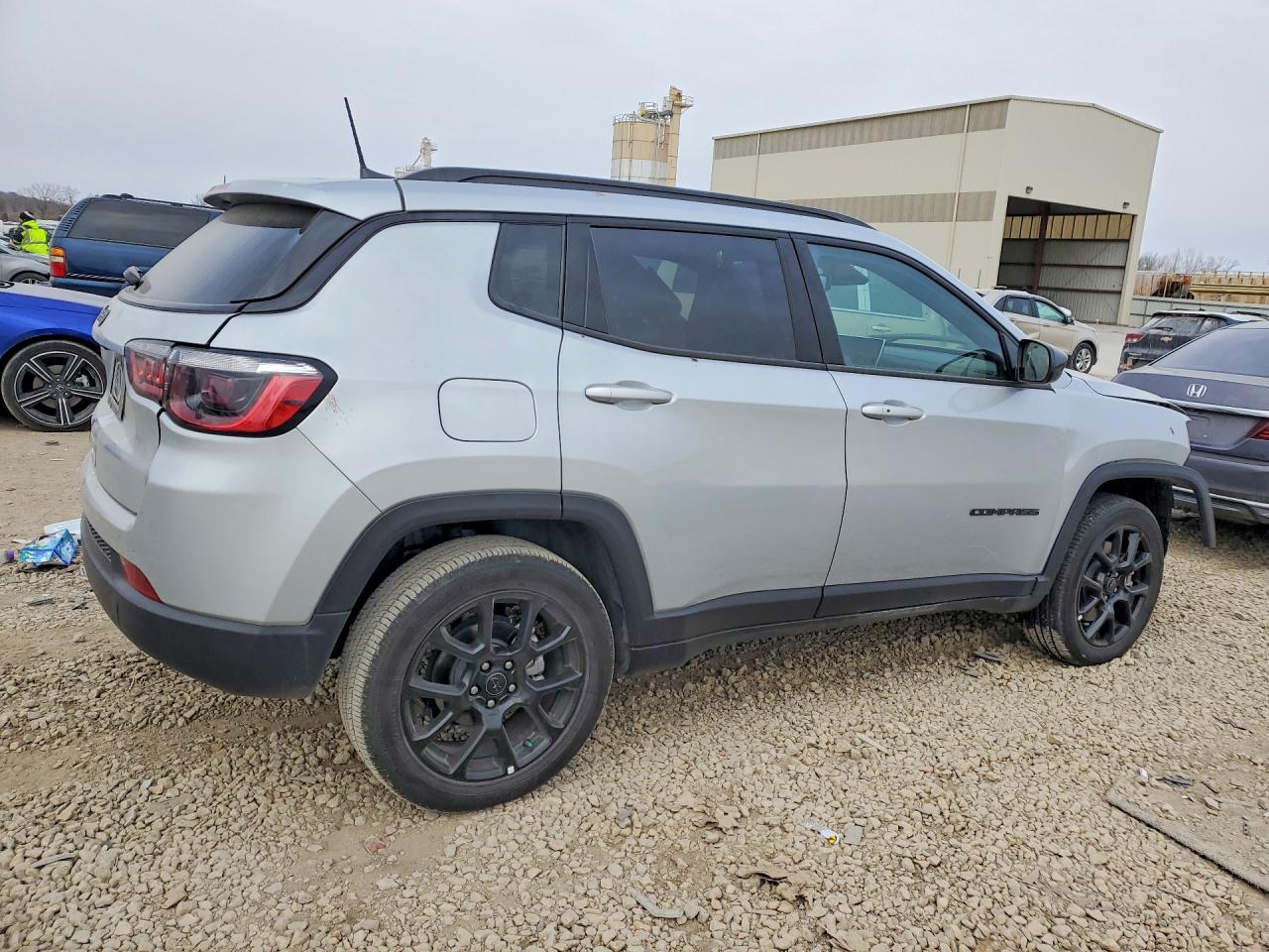 2025 JEEP COMPASS LATITUDE photo 7