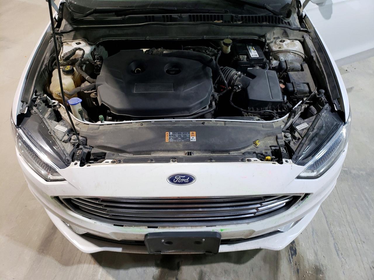 2017 FORD FUSION SE photo 21