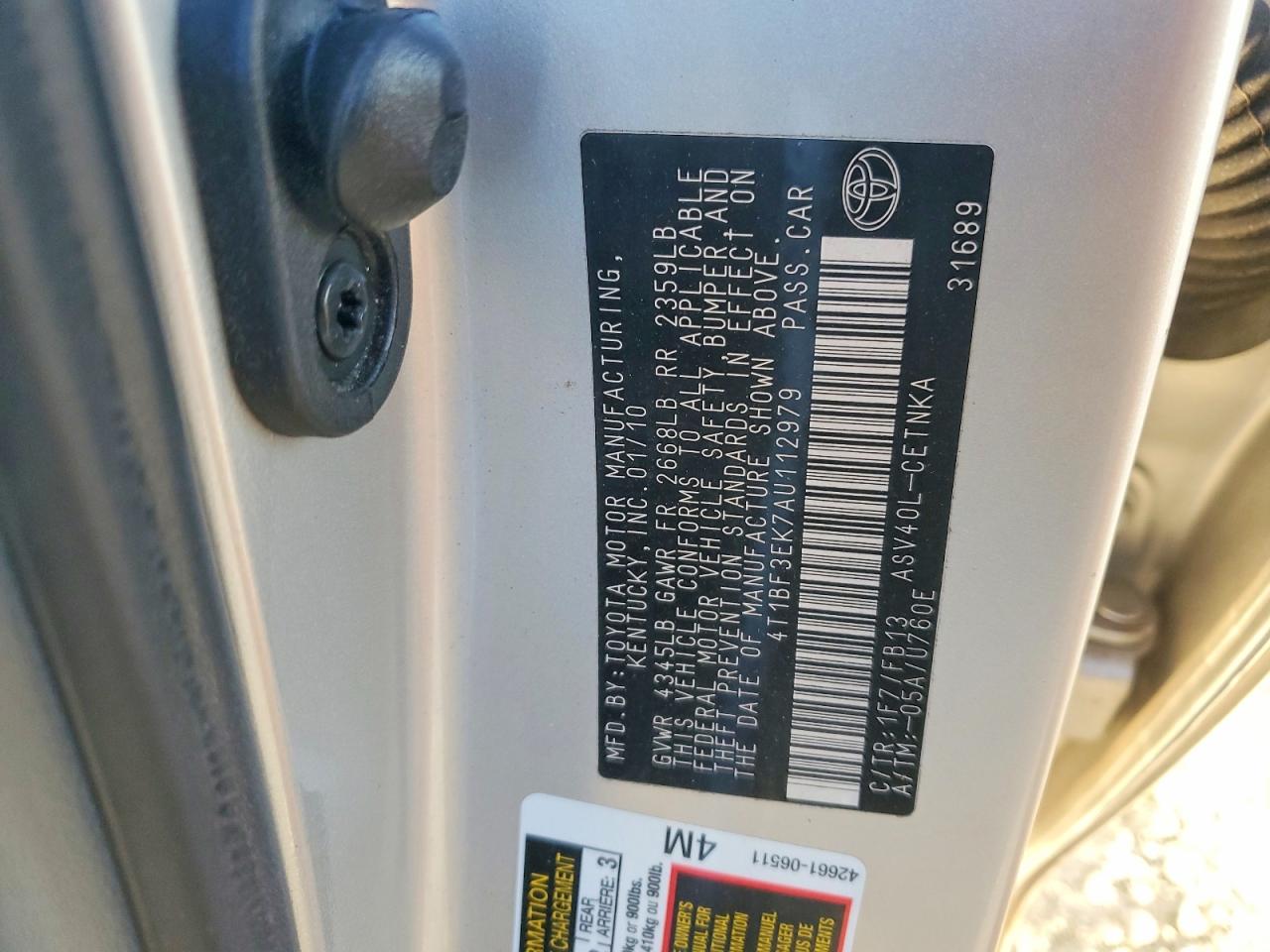 2010 TOYOTA CAMRY LE photo 12