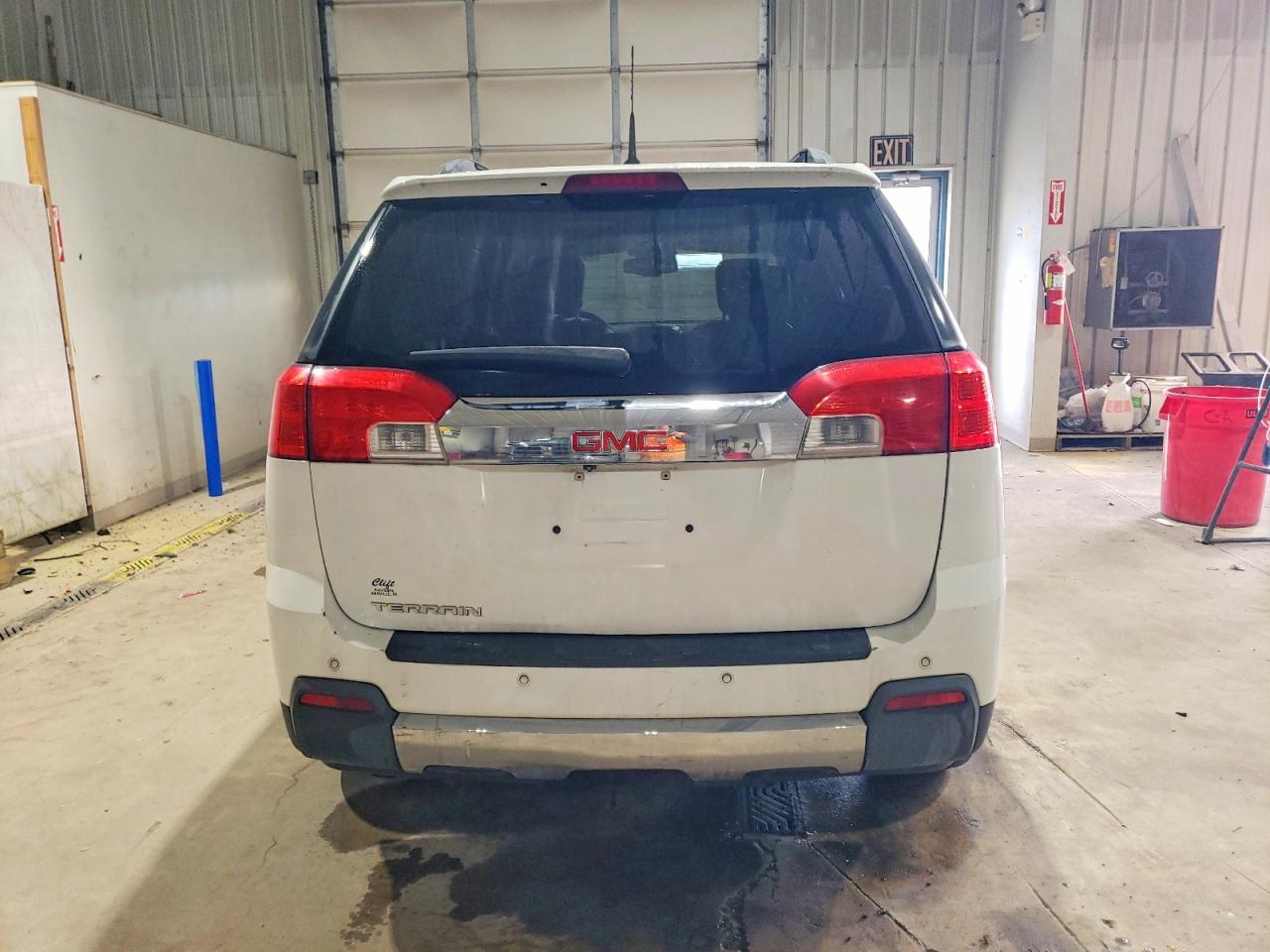 2012 GMC TERRAIN SLT photo 6